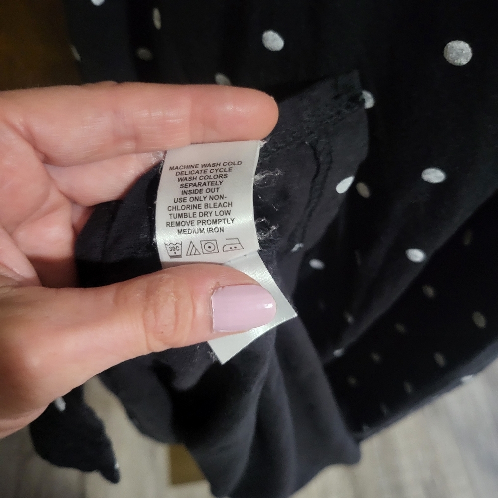Black Polka Dot Sleep Shirt Size M/L - Picture 5 of 7